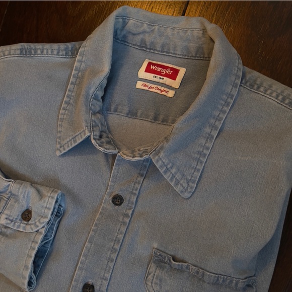 Wrangler Men’s Chambray Button-Down Shirt Flex for Comfort XL - Picture 1 of 6